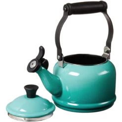 Le Creuset 1.25-Quart Demi Kettle- Caribbean 7 Le Creuset 1.25-Quart Demi Kettle- Caribbean -Le Creuset Store 2 c892ee07 1fed 4a38 a348 cd06a425e2e3
