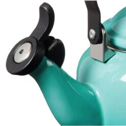 Le Creuset 1.25-Quart Demi Kettle- Caribbean 8 Le Creuset 1.25-Quart Demi Kettle- Caribbean -Le Creuset Store 3 de1187e0 a59f 451f b112 28d8b8c9d2b9