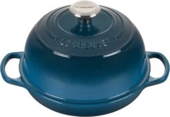 Le Creuset 9 1/2"/1.75 Qt. Signature Enameled Cast Iron Bread Oven - Deep Teal