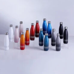 Le Creuset 17 Oz. Stainless Steel Hydration Bottle - Cotton -Le Creuset Store 61g 4ljLqaL. AC SL1500