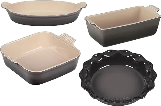 Le Creuset Set Of 4 Heritage Bakeware Set - Oyster 1 Le Creuset Set Of 4 Heritage Bakeware Set - Oyster
