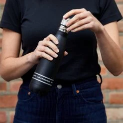 Le Creuset 17 Oz. Stainless Steel Hydration Bottle - Licorice 12 Le Creuset 17 Oz. Stainless Steel Hydration Bottle - Licorice -Le Creuset Store 81867AU6euL. AC SL1500