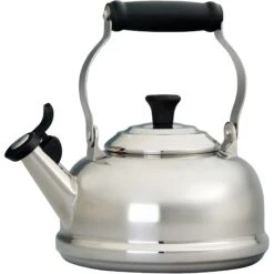 Le Creuset Classic 1.8-Quart Whistling Kettle