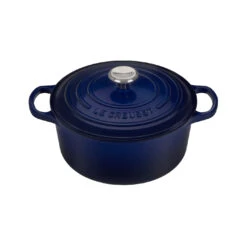 Le Creuset 3 1/2 Qt. Signature Round Dutch Oven W/Stainless Steel Knob - Indigo